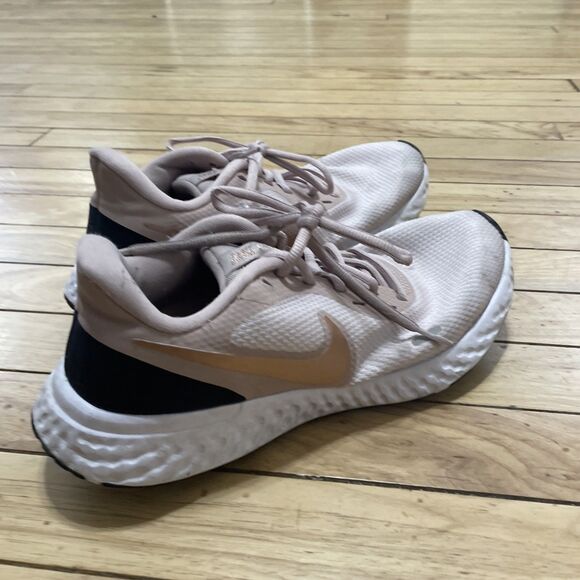 Nike Revolution Running Sneakers Pink Womens 10 Barely Rose Athletic Gym Workout - Picture 15 of 16